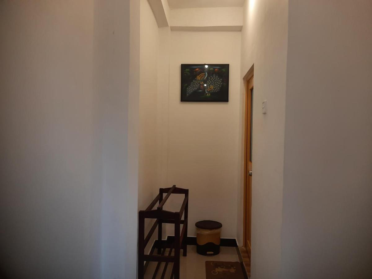 Dulmini Homestay เอลลา ภายนอก รูปภาพ