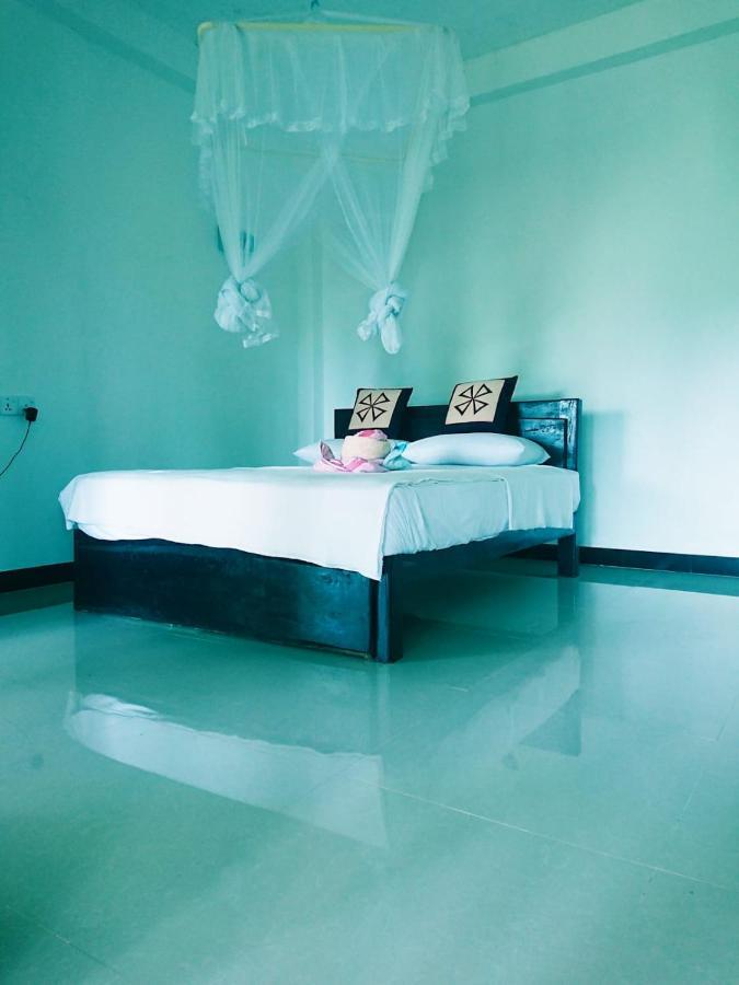 Dulmini Homestay เอลลา ภายนอก รูปภาพ